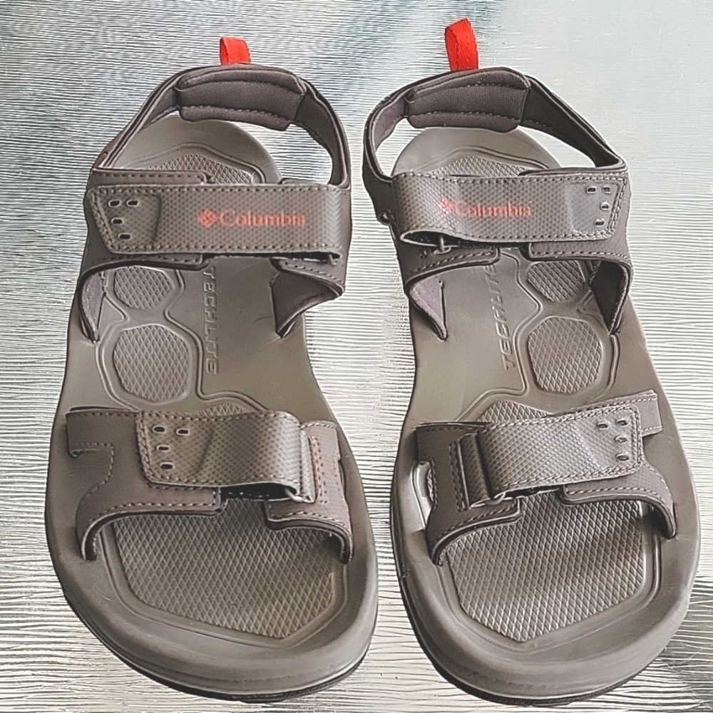 🍃 Columbia men's sandals Sz 9